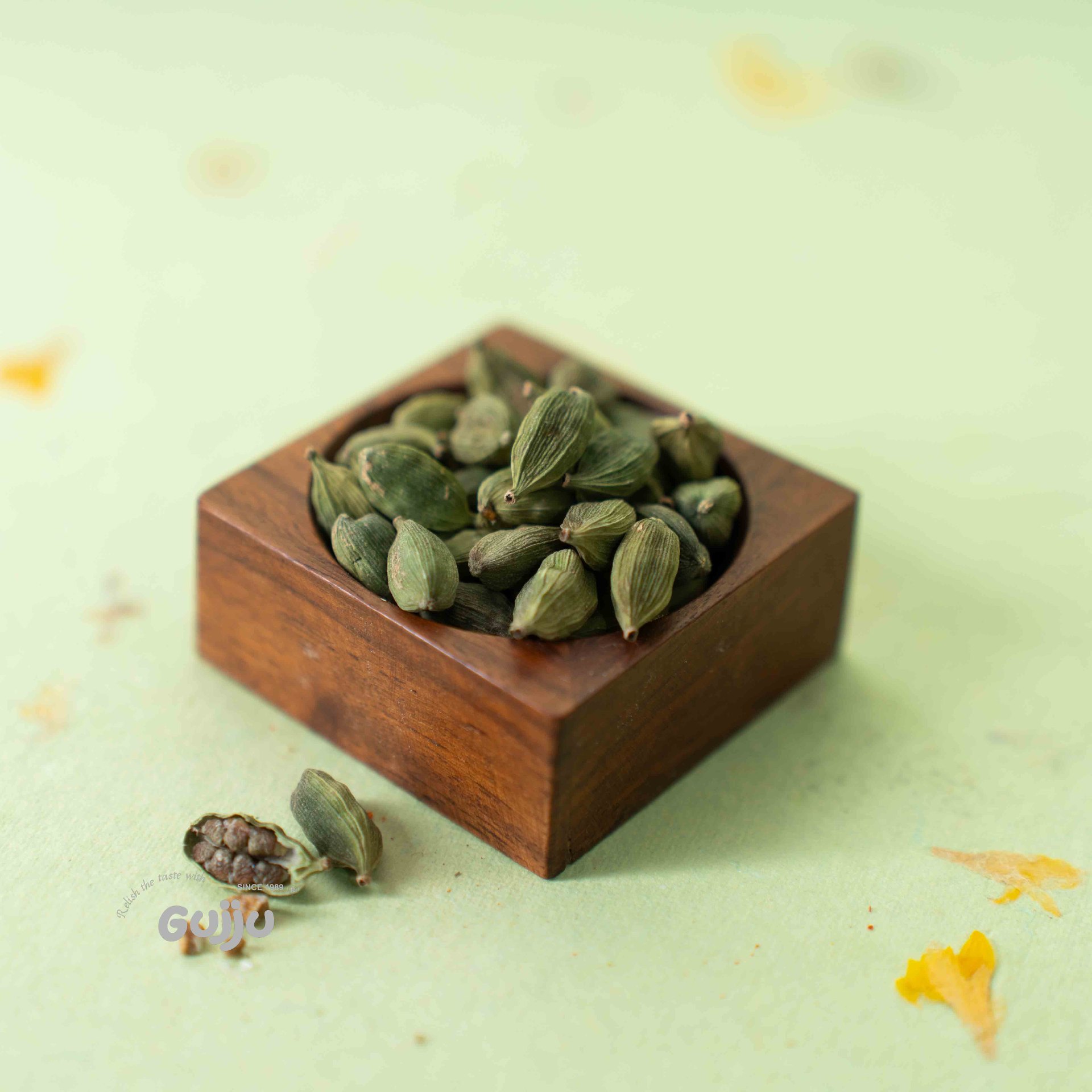 Green Cardamom (Elaichi)